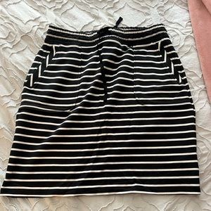 Dakini drawstring skirt